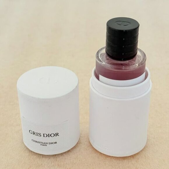🌷New Dior🌷La Collection Privee Gris Dior - Woody Floral Notes, 10 mL, 0.34 OZ. - Picture 4 of 5